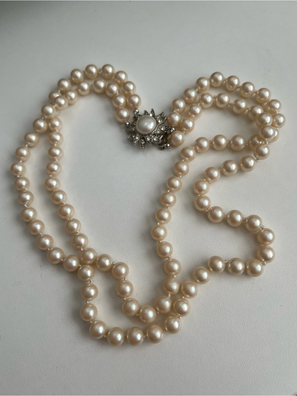 Beautiful Vintage Multi Stand Faux Pearl Necklace Statement Choker Collar